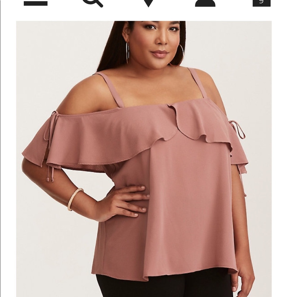 ***SOLD**** torrid blouse size 3. New.